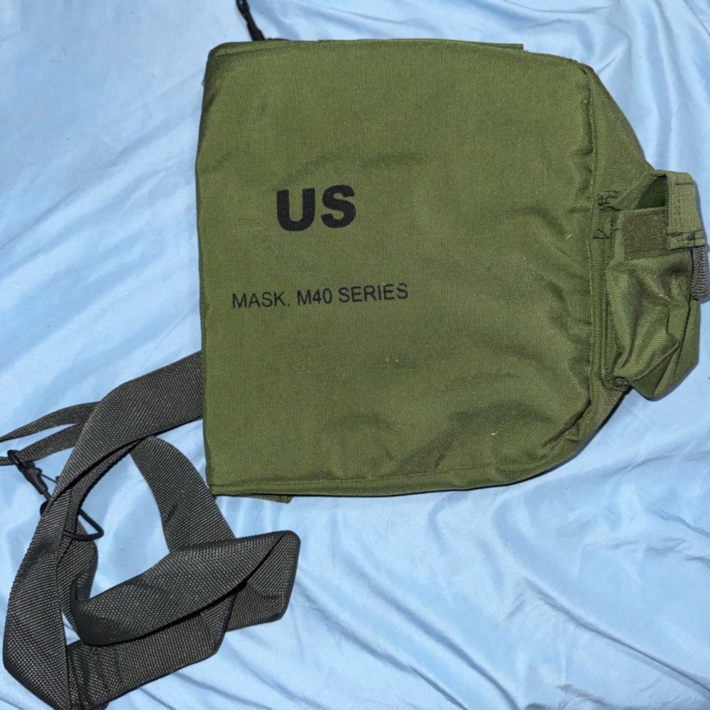 US M40 Gas Mask Shoulder Bag